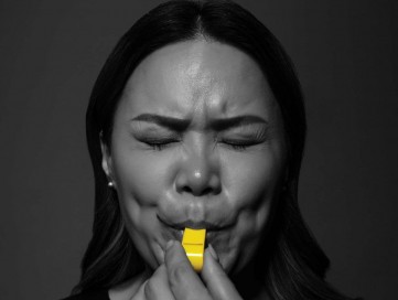 “ҮГҮЙ ГЭЖ ХЭЛЭЭД ӨӨРЧИЛЬЕ”