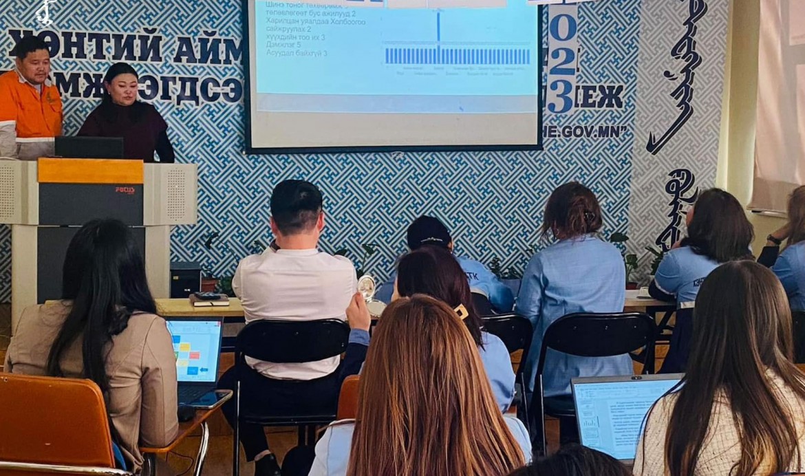 ХАМТЫН ОРОЛЦООНД СУУРИЛСАН СУРГАЛТЫН БАЙГУУЛЛАГЫН МЕНЕЖМЕНТИЙГ ХӨГЖҮҮЛЭХ НЬ” сэдэвт илтгэлийн уралдаан боллоо