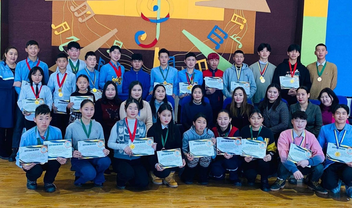 “БАГА ОЛИМПИАД 17 ДАХЬ ЖИЛДЭЭ АМЖИЛТТАЙ ЗОХИОГДЛОО.”