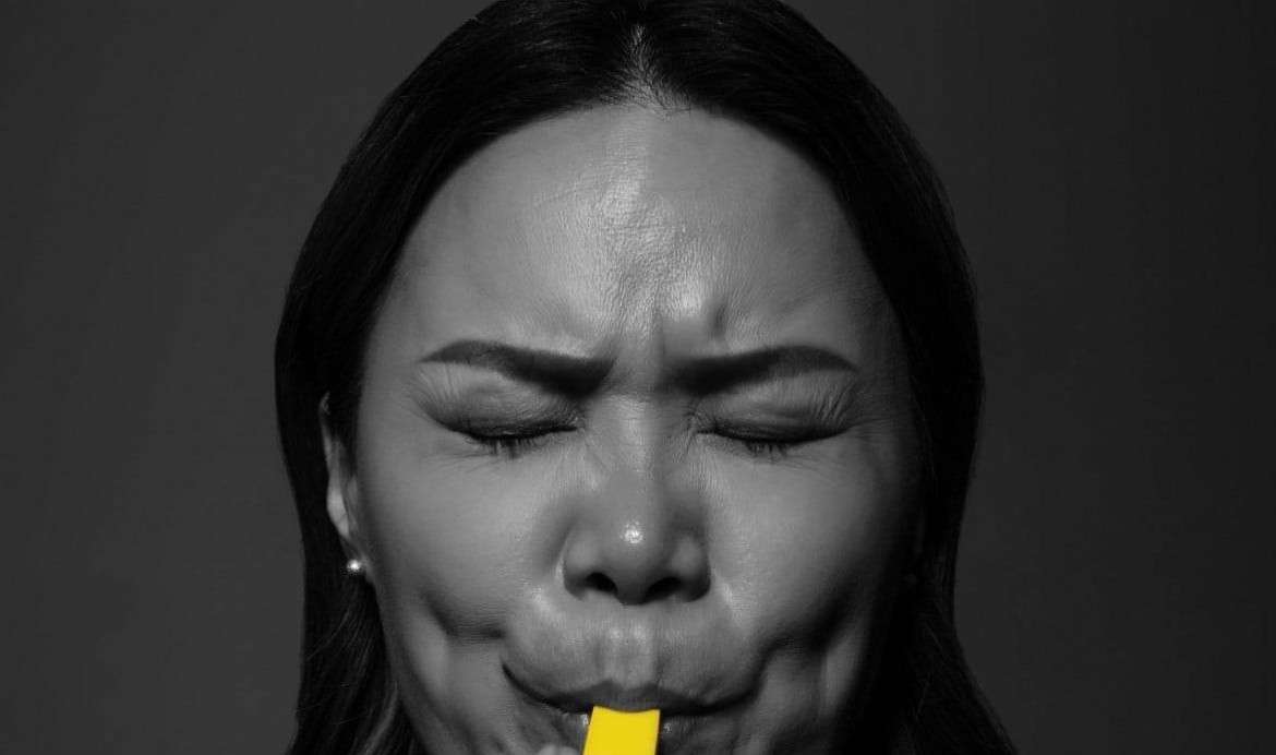 “ҮГҮЙ ГЭЖ ХЭЛЭЭД ӨӨРЧИЛЬЕ”